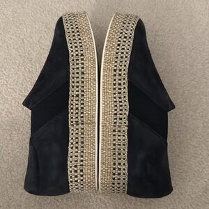 Vince Wilden Suede Slip-On Navy Sneaker